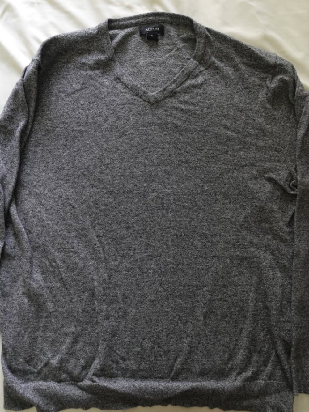 Alfani Men's V-Neck Sweater Gray